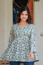 Women’s Green Paisley Printed Long Kurti Top – Casual Flared Ethnic Tunic for Ladies