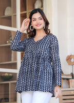 Women’s Black & White Printed Long Kurti Top – Casual Designer Tunic for Ladies | Stylish Ethnic Wear